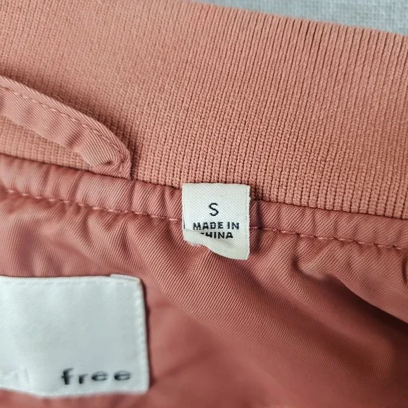 WILFRED Free Avion Bomber Jacket Womens Small Dark Peach Cropped Aritzia - Picture 11 of 16